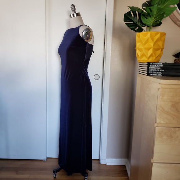Beautiful Velvet Dress Size 8! - Picture 6 of 12